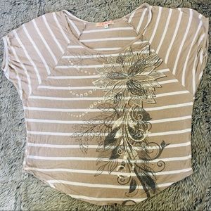 Julie’s closet batwing sleeve curve hem top size small